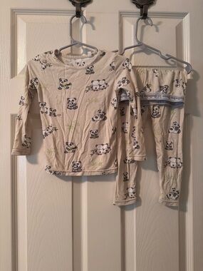 Bellabu Bear Panda Print Pajama Set-2T-gently worn
